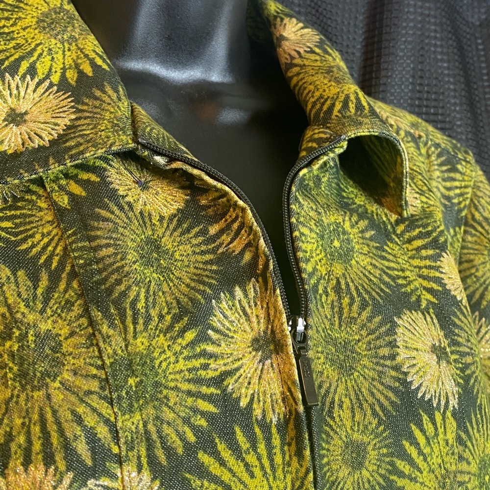 Christopher & Banks Green gold zip jacket. EUC! Size Large - Picture 3 of 9